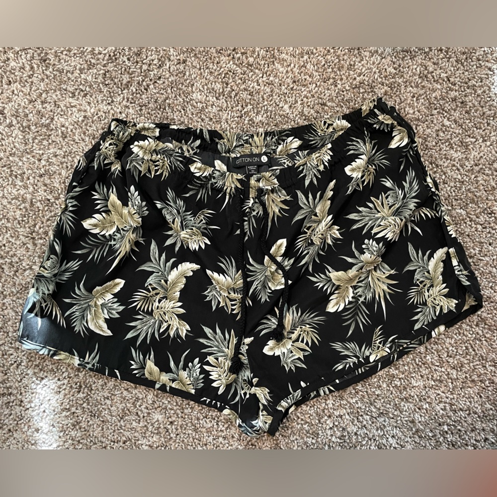 Lightweight shorts